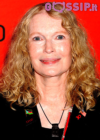 Mia Farrow: 'Forse mio figlio è di Frank Sinatra'