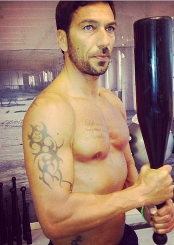 Costantino, tutto muscoli in palestra