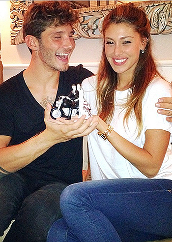 Belen Rodriguez e Stefano De Martino la cake topper