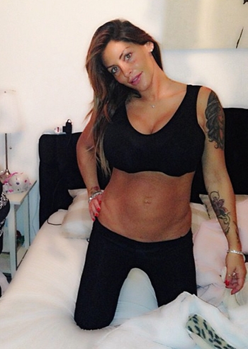 Guenda Tavassi, il pancino è già piatto!