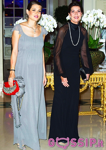 Charlotte Casiraghi, pancione e mondanità