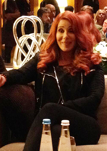 Cher, flash e sorrisi a Milano