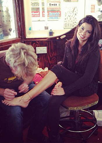 Laura Torrisi, un tattoo prova Laura Torrisi, un tattoo prova