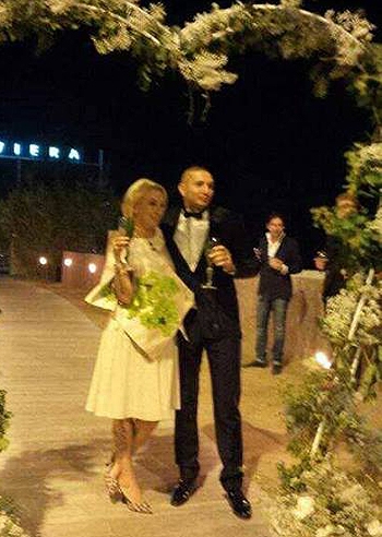 Matrimonio vero per La Pina Matrimonio vero per La Pina