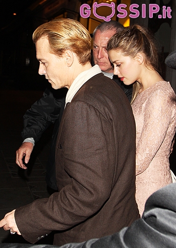 Johnny Depp si fa biondo per lavoro: foto