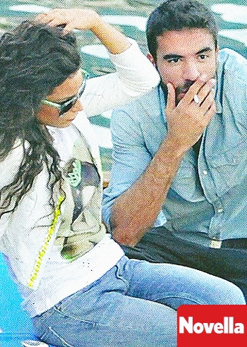 Raffaella Fico, in barca con Tozzi