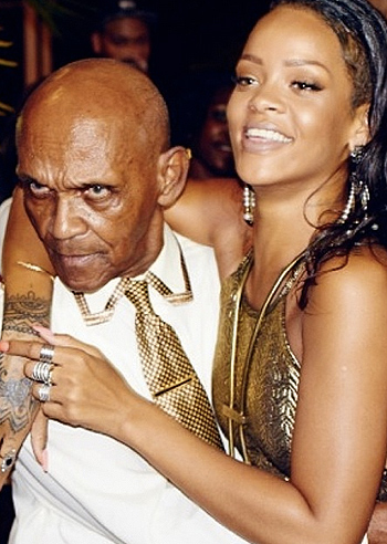 Rihanna festeggia gli 85 anni del nonno