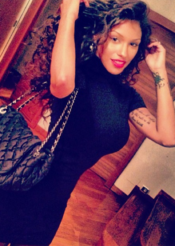 Fanny Neguesha, autoscatti prima di uscire