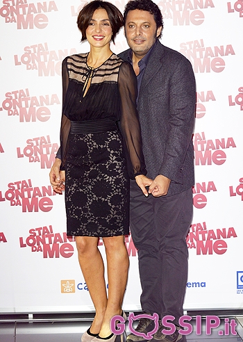 Ambra 'sta lontana' da Brignano