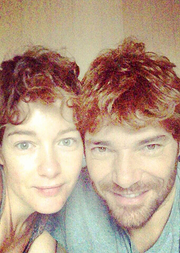 Andrea Pezzi, 40 anni col parrucchino