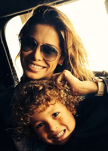 Aida, festeggia Aaron in Venezuela