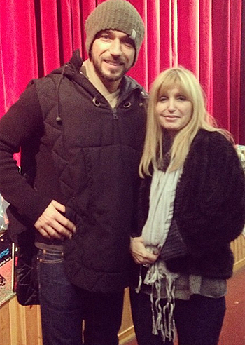 Costa Vitagliano a teatro con Dori Ghezzi