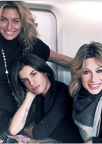 Eli Canalis con la Corvaglia in treno