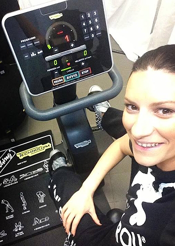 Laura Pausini, scoppia la 'selfiemania'