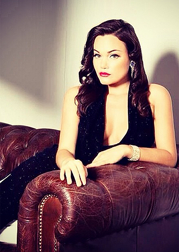 Romina Carrsi, come una diva Romina Carrsi, come una diva