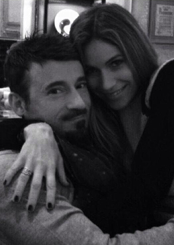 Max Biaggi ed Eleonora Pedron 'vicini, vicini'