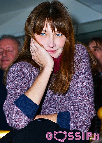 Carla Bruni,evento politico a Parigi