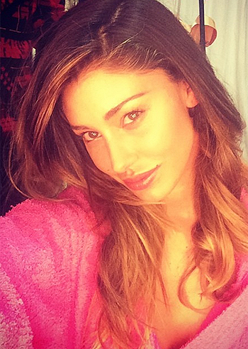 Belen, di nuovo sul set