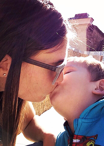 Carolina, un bacio a Christopher