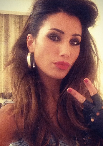 Fede Nargi, look Anni 80