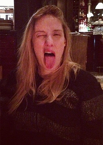 Eva Riccobono, linguaccia sul social