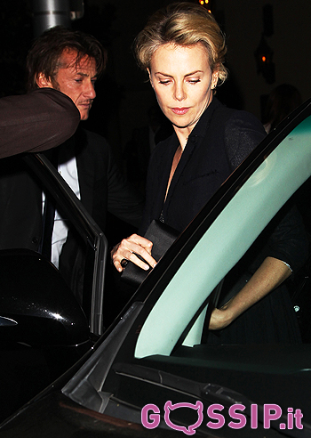 Charlize e Sean ormai inseparabili: foto