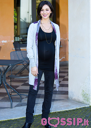 Nicole Grimaudo, photocall col pancione