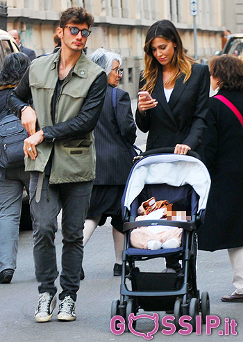 Stefano De Martino, con Belen anche dall'hair stylist