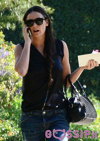 Demi Moore casual a Beverly Hills: foto