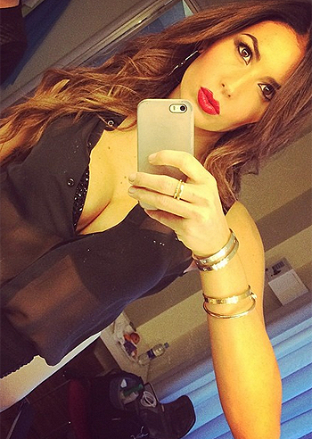 Elisabetta Gregoraci, bellissima in camerino