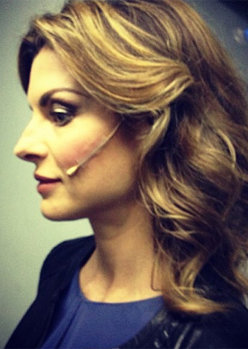 Martina Colombari, fiera del suo ‘nasone’