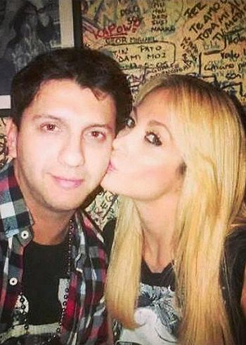 Vanesa Carbone smentisce a GossipNews: felicemente sposata