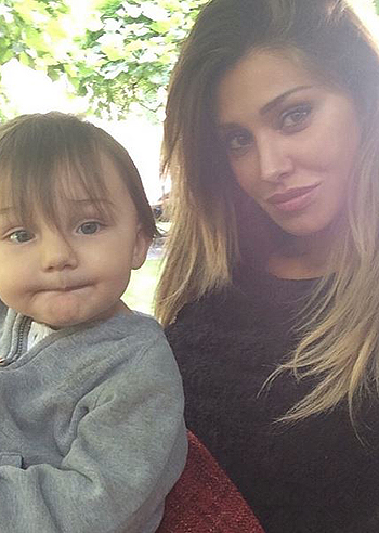 Belen Rodriguez non va alle nozze di Elena Santarelli