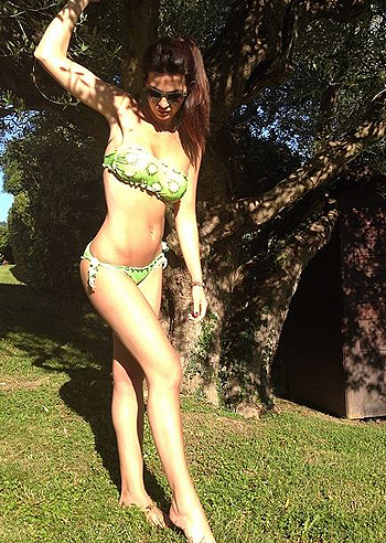 Laura Torrisi, relax al mare con Martina