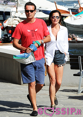 Simona Ventura, a Portofino con Gerò