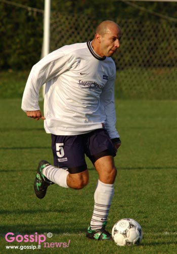 Gossip Sport: comici in campo per solidarietà Gossip Sport: comici in campo per solidarietà