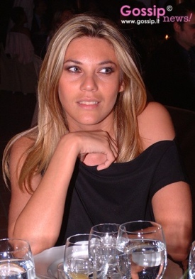 Luana ed Eleonora: Piccole sorelle crescono... Luana ed Eleonora: Piccole sorelle crescono...