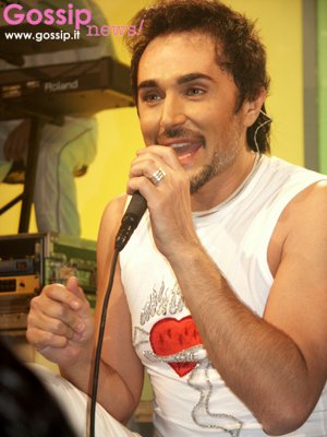 Gossip Musica: festa per il ventennale di carriera di Scialpi