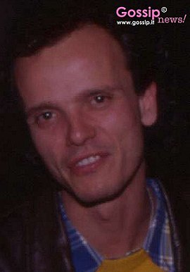 Gossip a Natale: Gigi d'Alessio a favore delle arti italiane