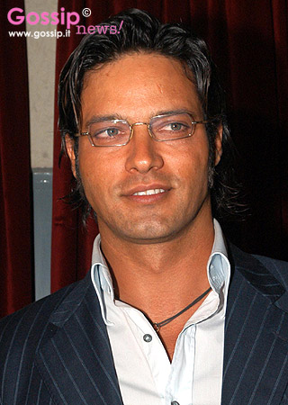 Gabriel torna dalla ex