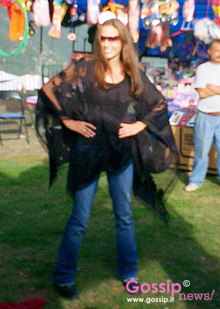 Angelina Jolie e Brad Pitt raddoppiano? Angelina Jolie e Brad Pitt raddoppiano?