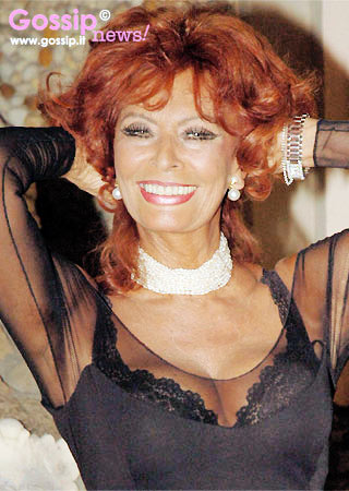 Sexy Sophia, ma con i veli...