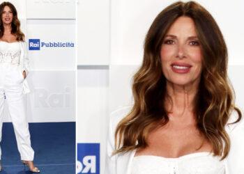 Alessia Marcuzzi torna sotto i riflettori: in total white alla presentazione dei palinsesti Rai, foto