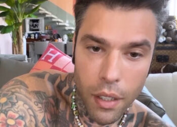 Fedez contro Selvaggia Lucarelli: 'Non sei migliore di me'