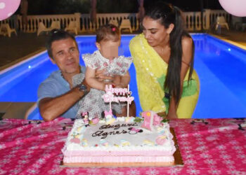 Fabio Fulco e Veronica Papa festeggiano il primo compleanno della figlia: foto