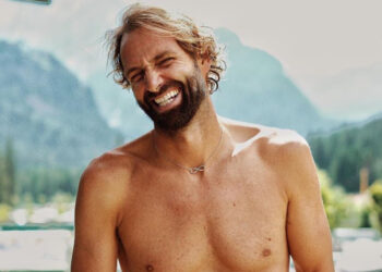 Massimiliano Rosolino ride sotto la Marmolada ed è bufera: la replica del nuotatore