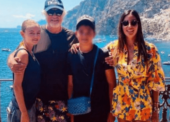 Flavio Briatore, le prime immagini con entrambi i figli