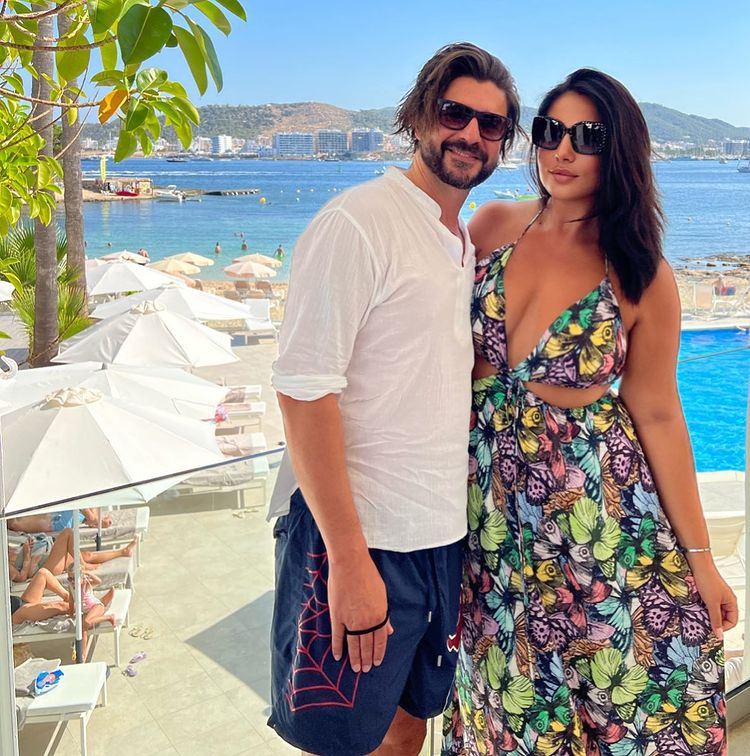 L’ex di Anna Pettinelli ha ritrovato l’amore? Stefano Macchi a Ibiza con Elisa D’Ospina