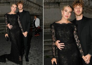 Clizia Incorvaia e Paolo Ciavarro alla sfilata