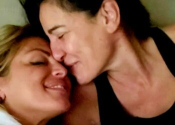 Francesca Pascale, rara foto intima con la moglie Paola Turci: ''Amore gigante''